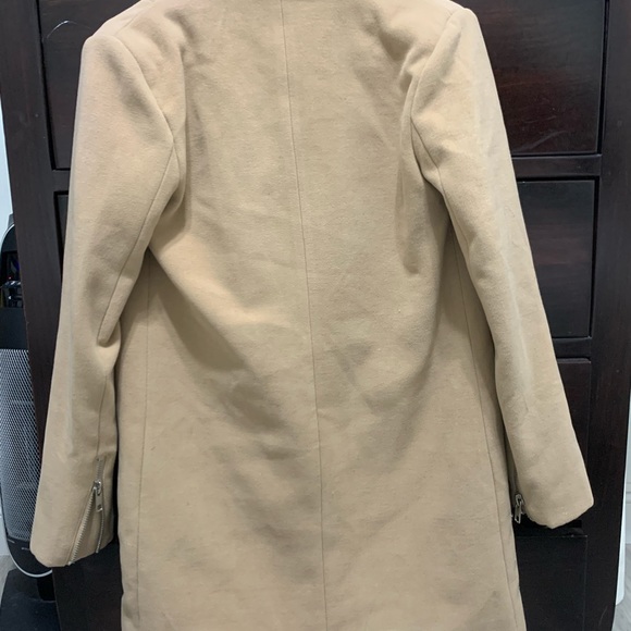 Misguided tan coat size small - Picture 1 of 3